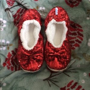 snoozies ruby red slippers